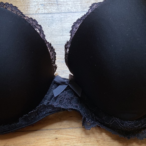 Victoria’s Secret Lined Demi Bra, 32C - Picture 4 of 6